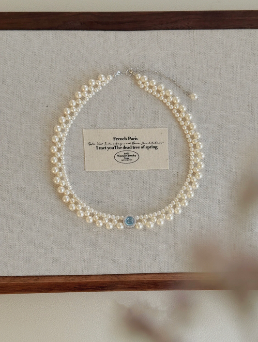 BLUE BALLET DREAM NECKLACE