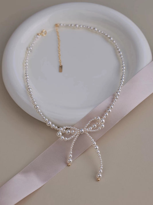 TRUTHFUL BLOOM NECKLACE