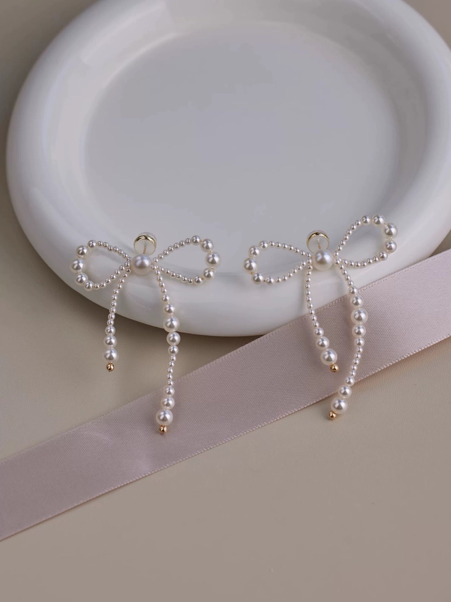 TRUTHFUL BLOOM NECKLACE
