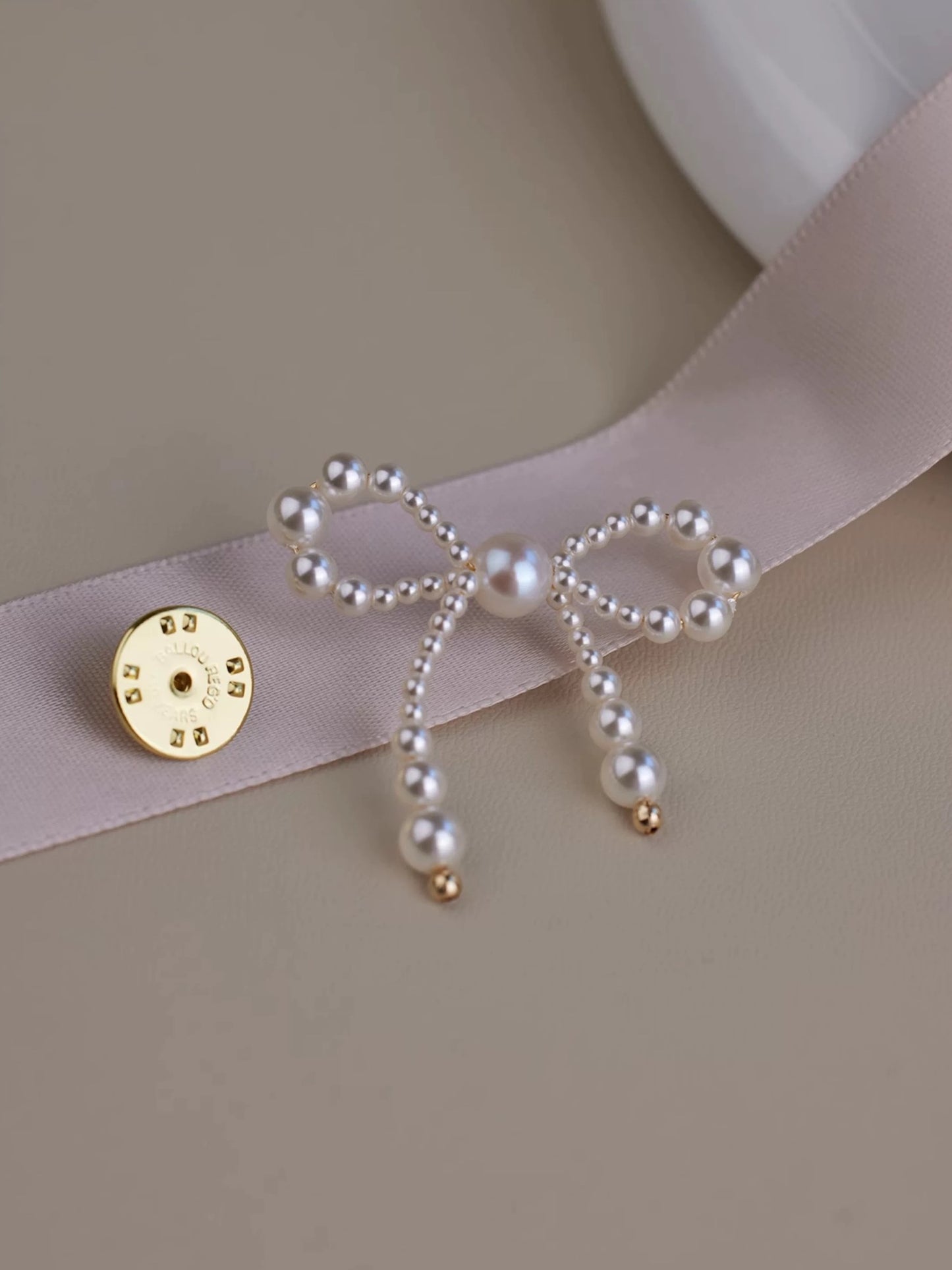 TRUTHFUL BLOOM NECKLACE