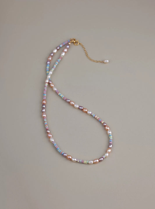 Glided Horizon Necklace