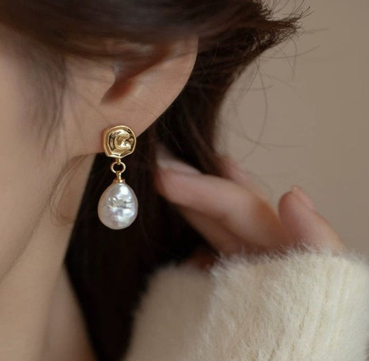 Freshwater Fine Earrings