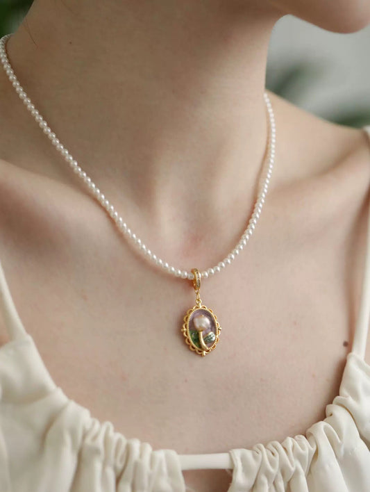 GLISTENING REVERIE NECKLACE
