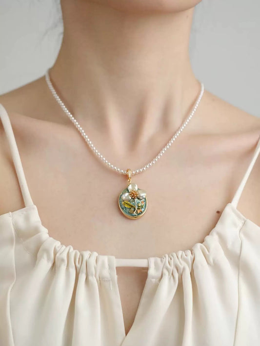 CELESTIAL GARDEN NECKLACE(PEARL CHAIN)