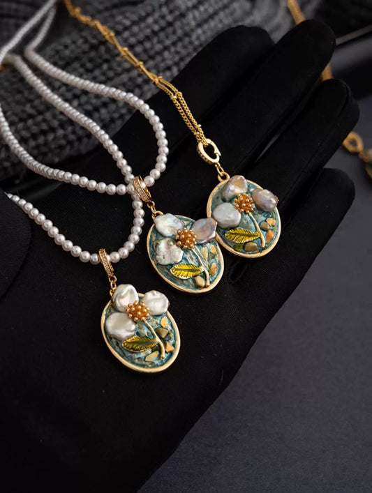 CELESTIAL GARDEN NECKLACE(PEARL CHAIN)