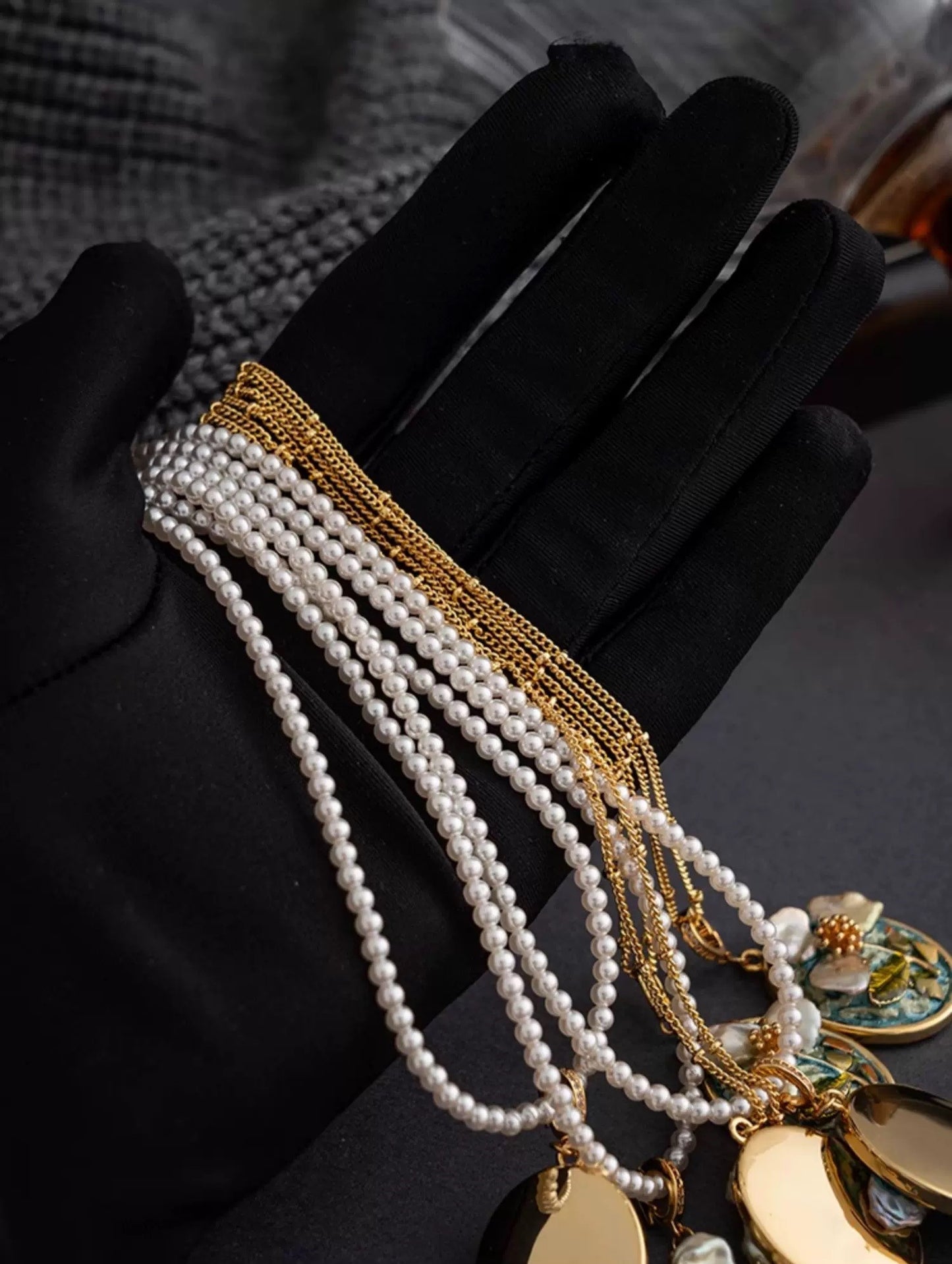 CELESTIAL GARDEN NECKLACE(PEARL CHAIN)