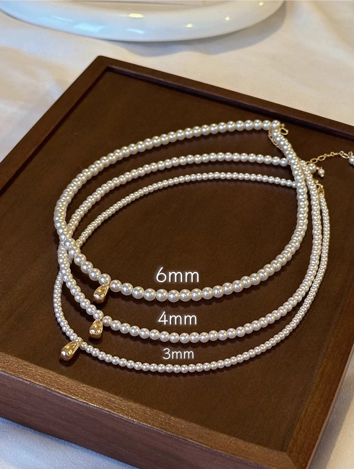 ELEGANT SPRING NECKLACE