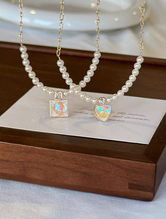 RAY OF QUIET NECKLACE