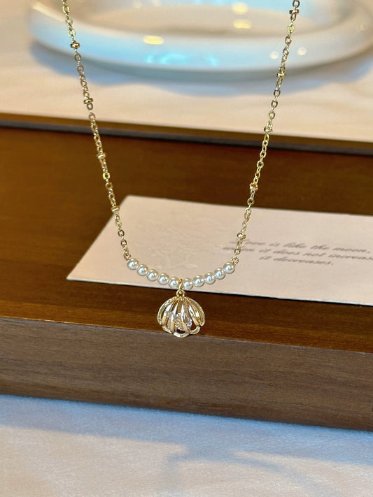 TIDES OF DREAM NECKLACE