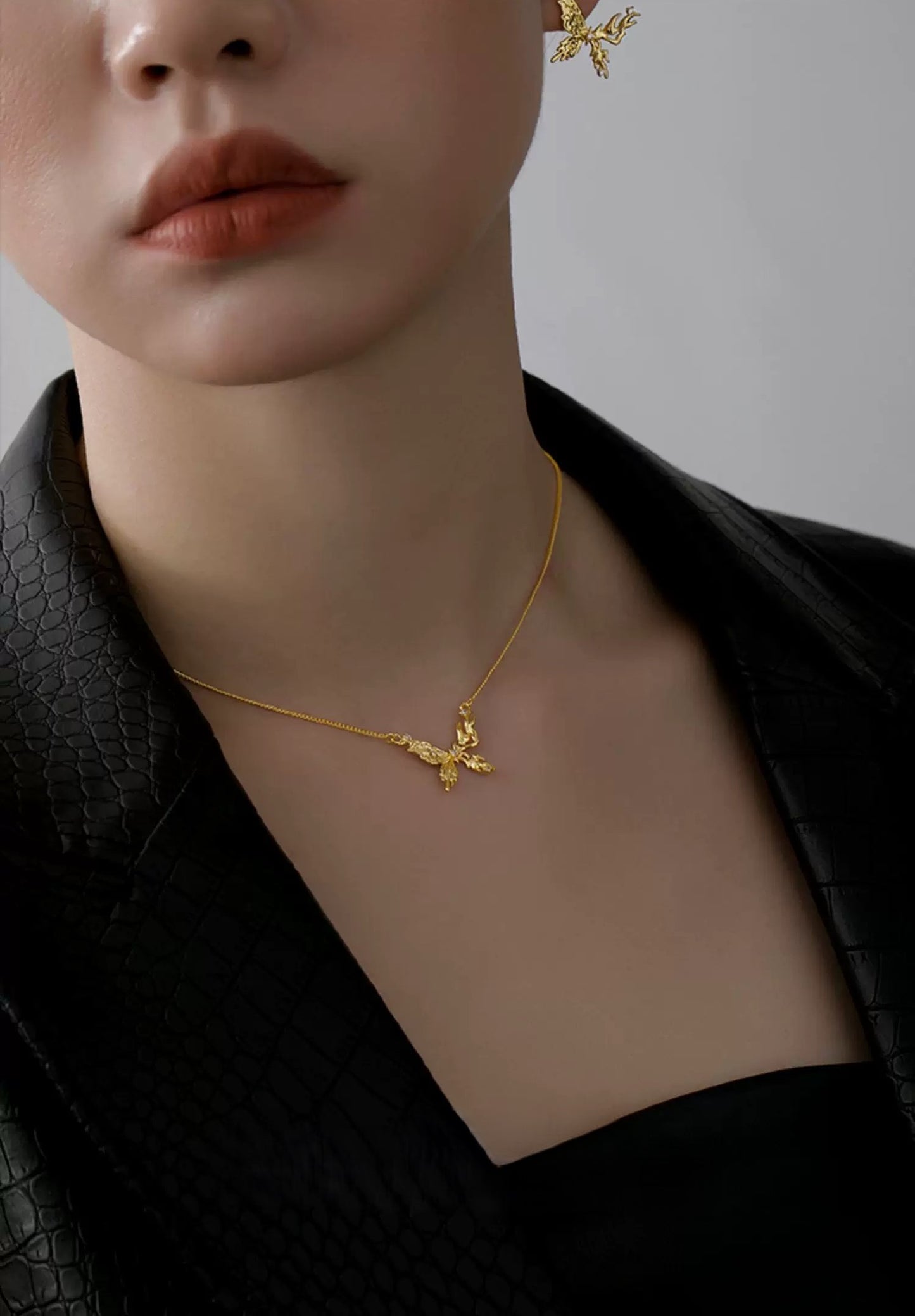 Twilight Embrace Necklace