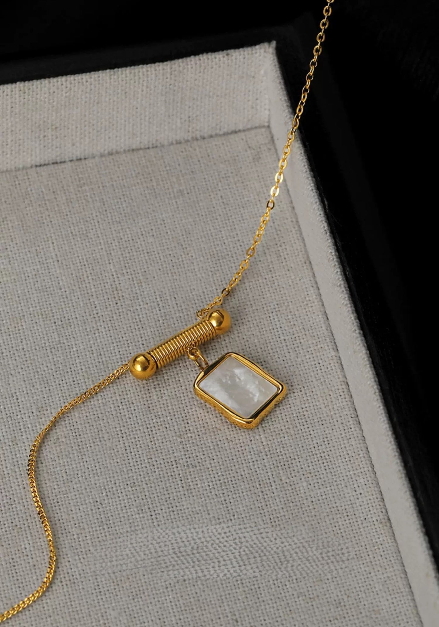 Crimson Radiance Necklace