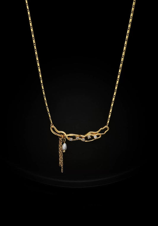 Collier Noir Radiance
