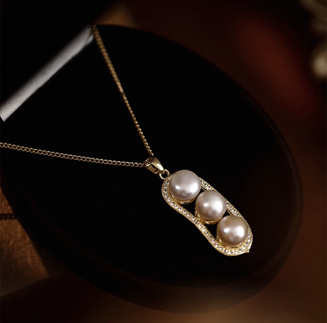 Serene Pearl Necklace