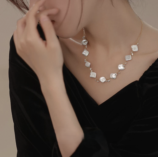 Pearl Horizon Necklace