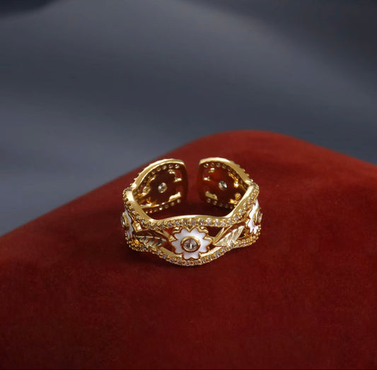 GoldenHalo Ring