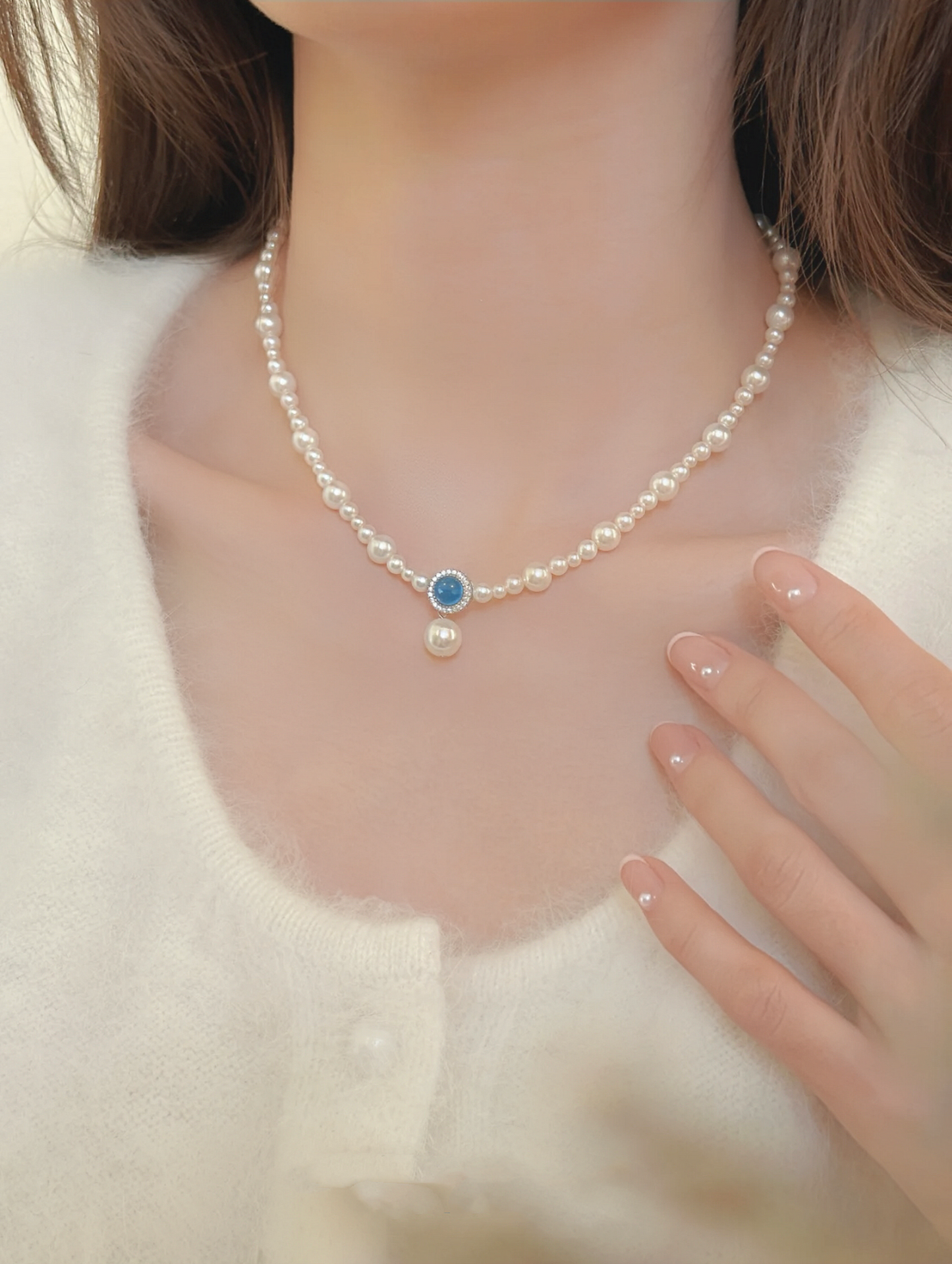 MOONLIGHT NECKLACE