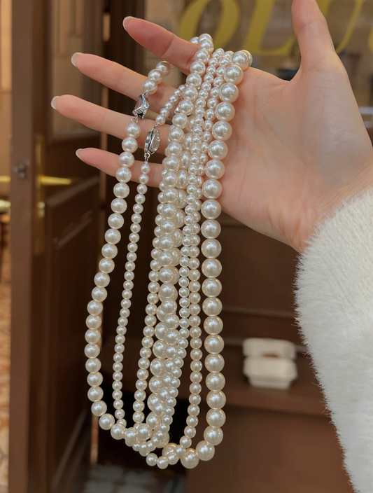SERENE PEARL NECKLACE