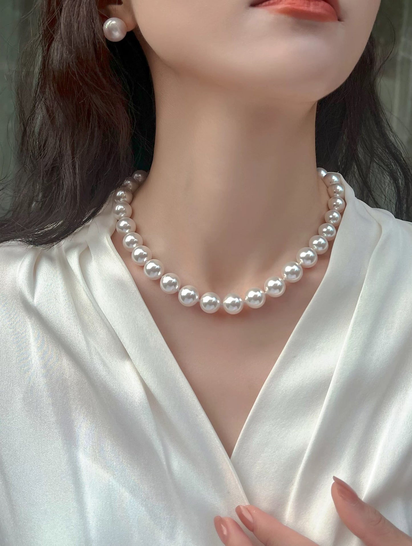 COLLIER DE POUPÉE DE PERLES