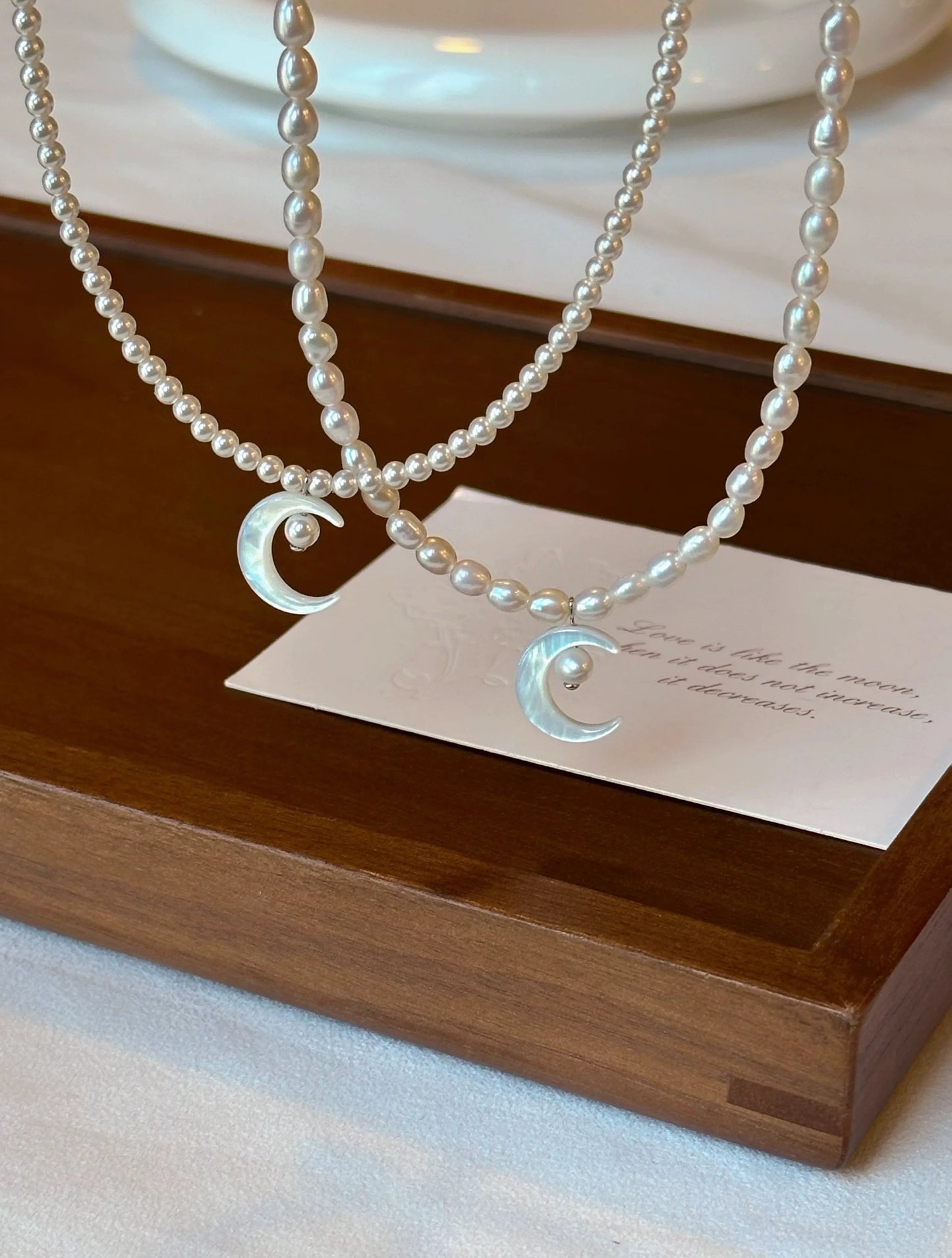 COLLIER LUNE REFLÉTÉE