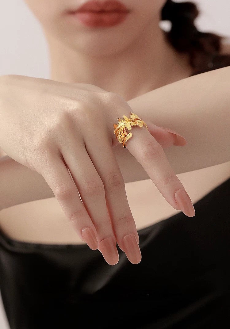 Eclipsed Grace Ring