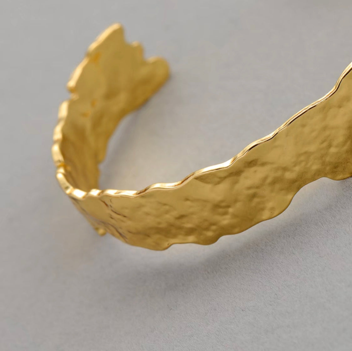 Bracelet Étreinte Dorée