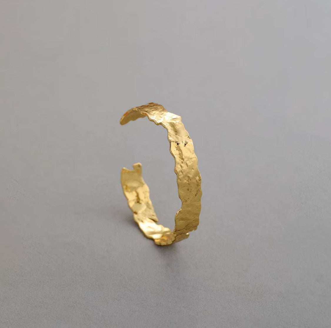 Bracelet Étreinte Dorée