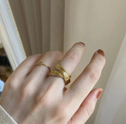 GildedLuxe Ring