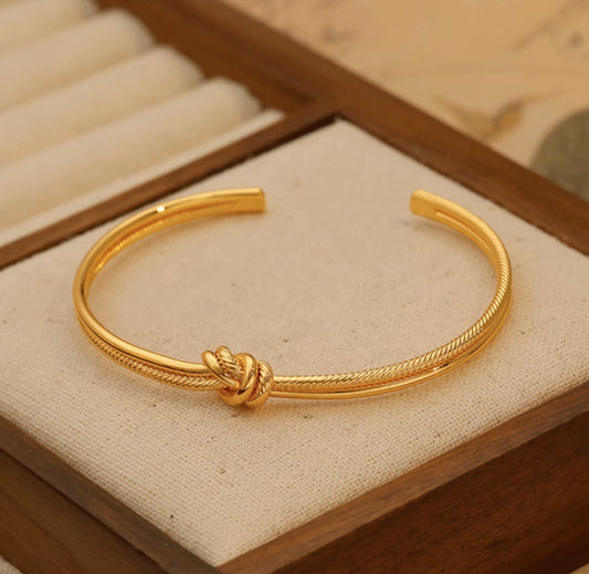 Bracelet enroulé opulent