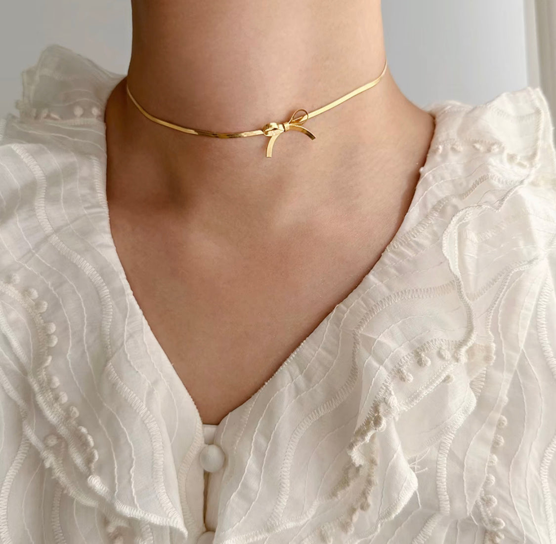 Sweet Bow Necklace