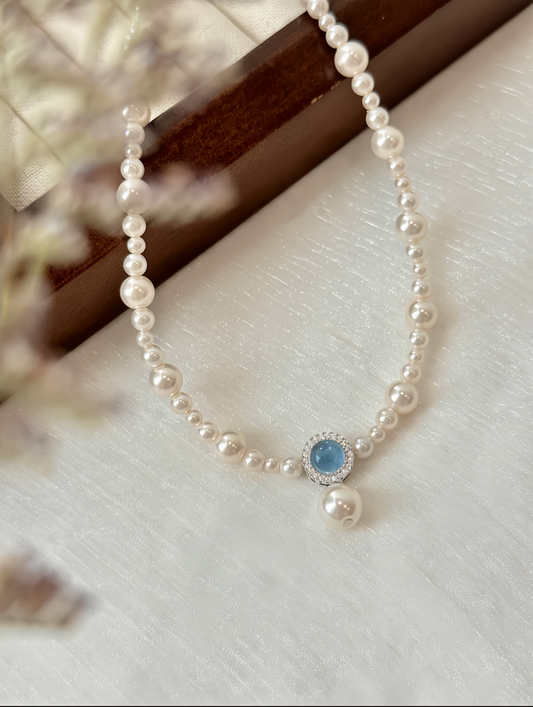 MOONLIGHT NECKLACE