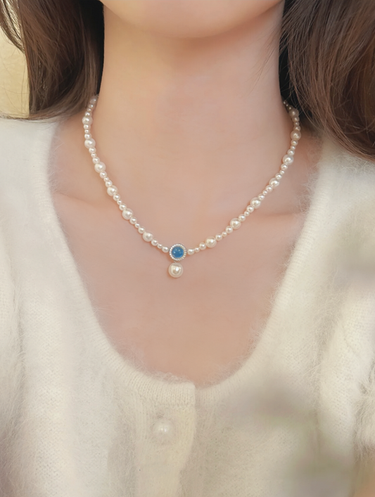 MOONLIGHT NECKLACE