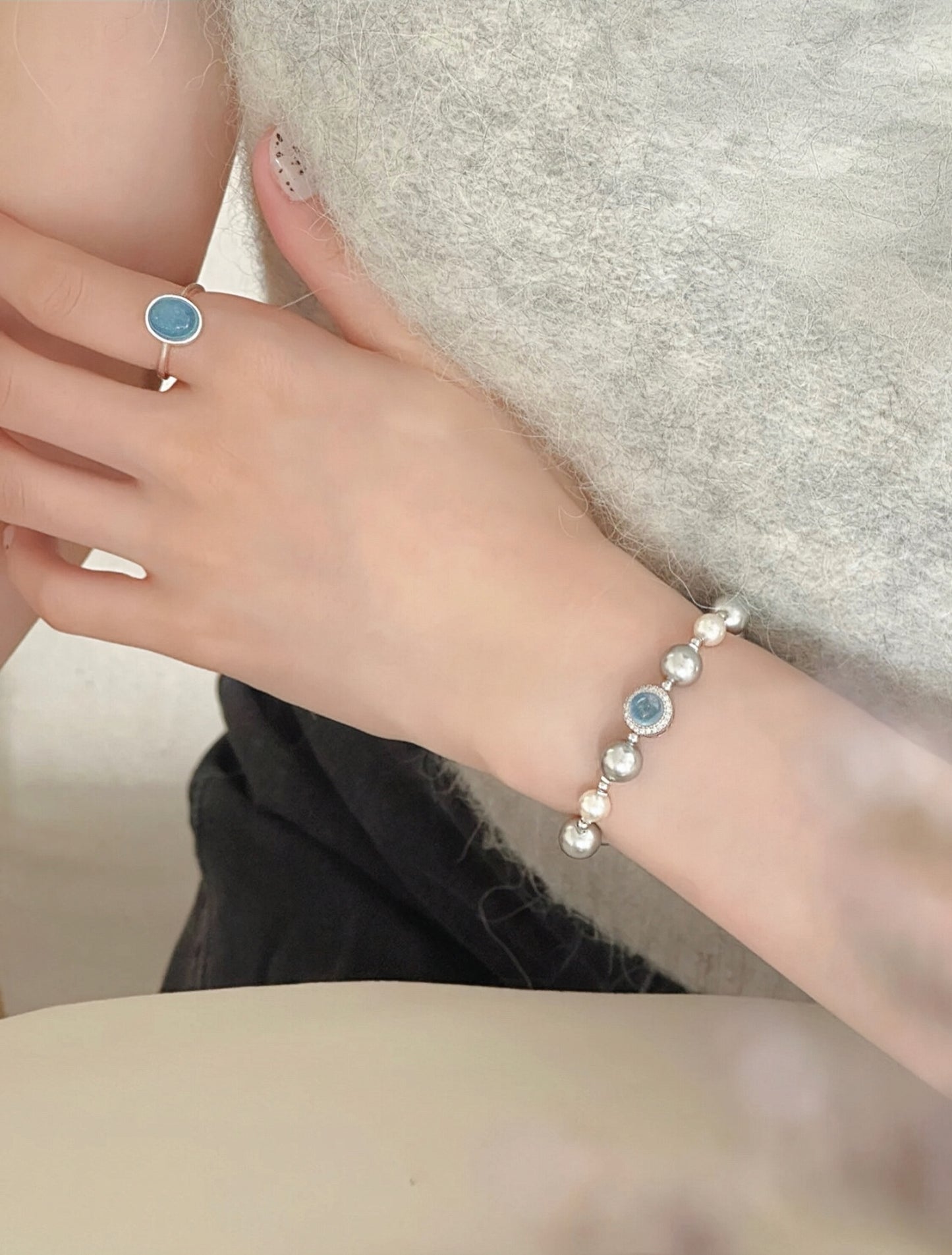 LIGHT IN DARK BRACELET