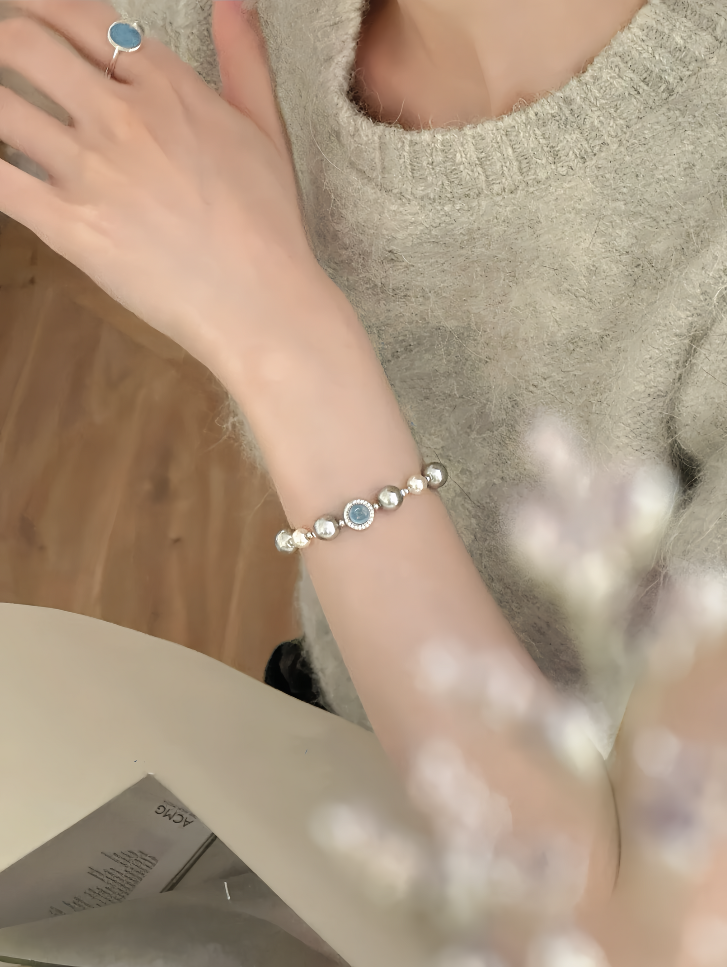 LIGHT IN DARK BRACELET